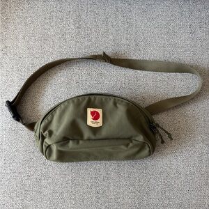 Fjallraven Hip Bag (Ulvo Hip Pack - Medium)